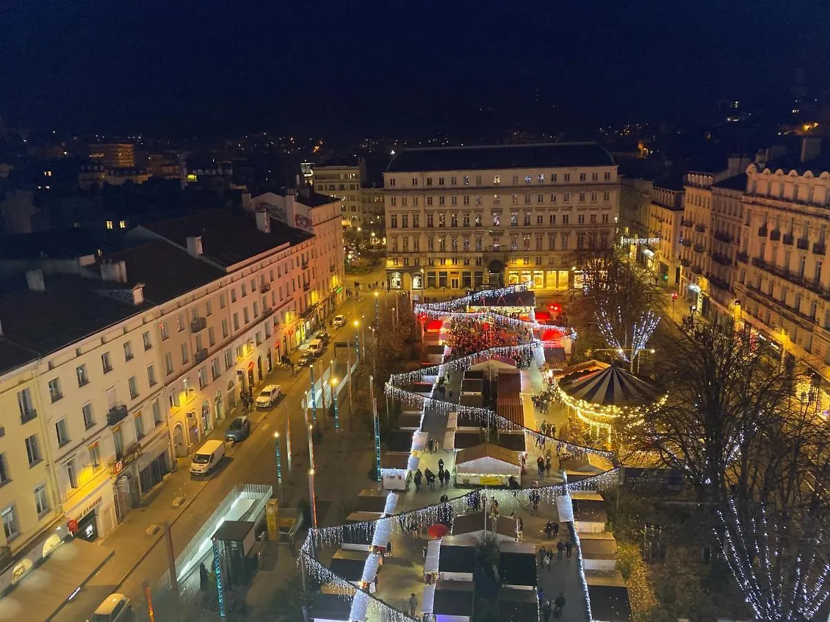 Appartement CHIC&COSY F1 CENTRE-VILLE GARE Chateaucreux NETFLIX Saint-Etienne