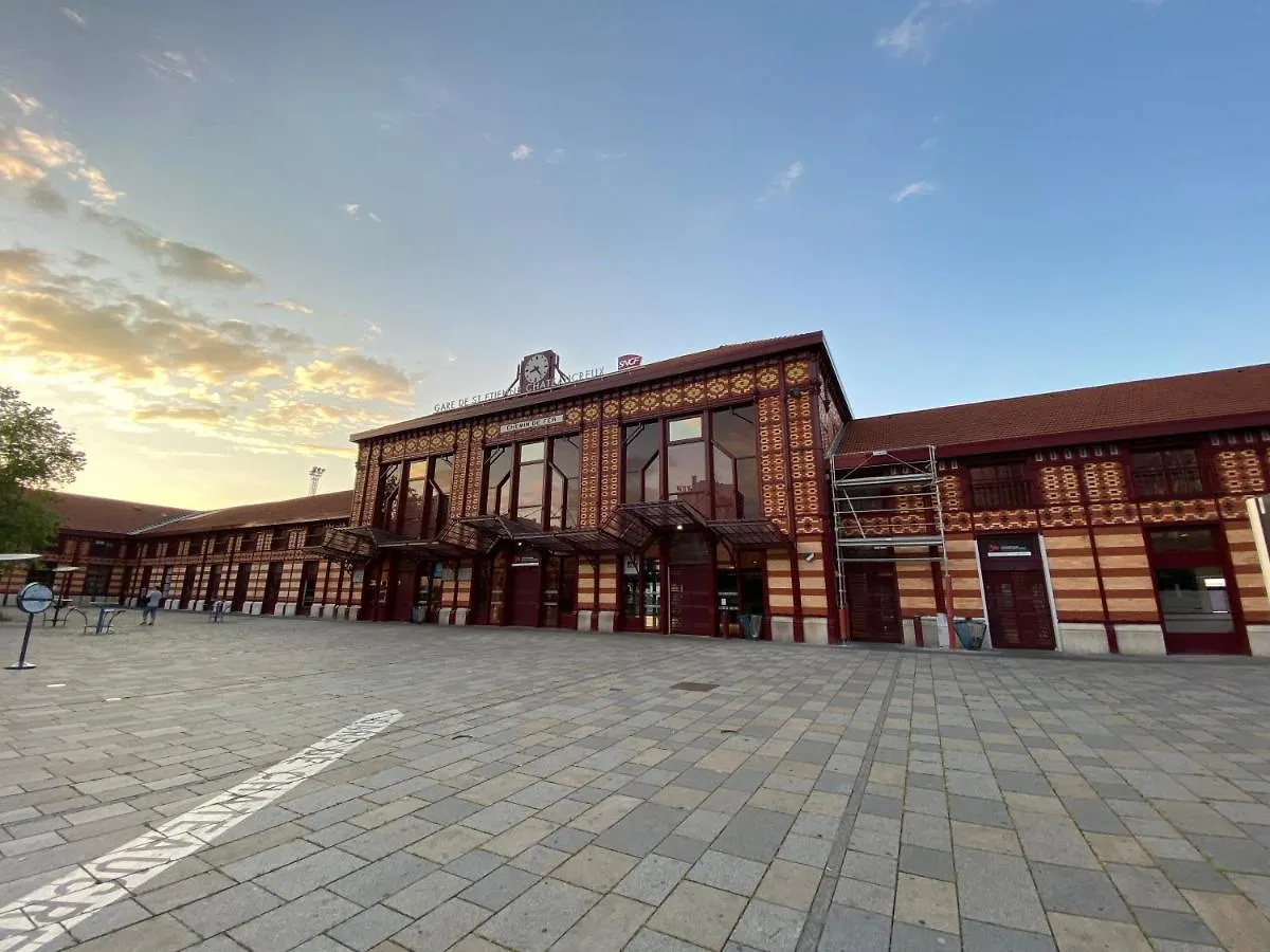 CHIC&COSY F1 CENTRE-VILLE GARE Chateaucreux NETFLIX Saint-Etienne  0*, Saint-Etienne (Loire)